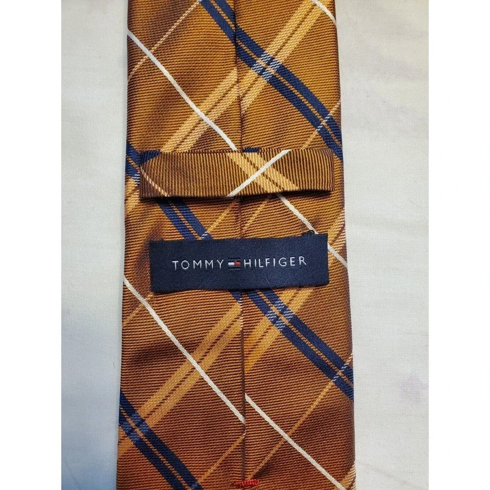 Tommy Hilfiger Men's Necktie Orange Eith White And Blue Stripes 100 % Silk